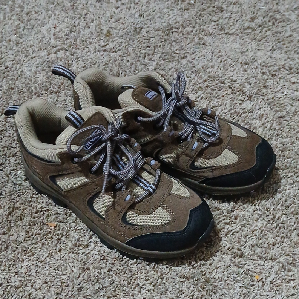Womens Brown Outdoor Hiking Shoes